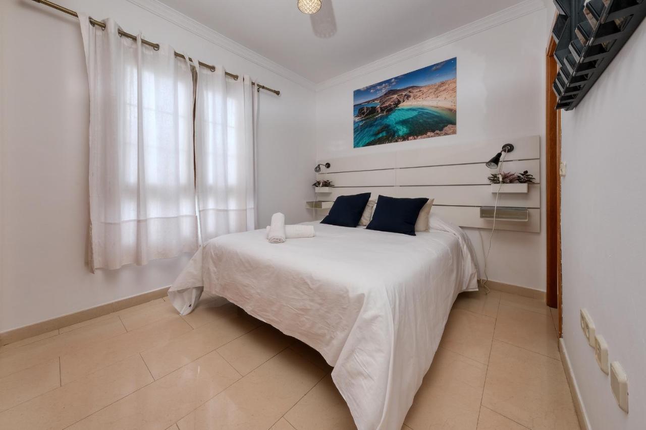 Villa Flavia-Private Pool, Jacuzzi, Sea Views Playa Blanca  Exterior photo